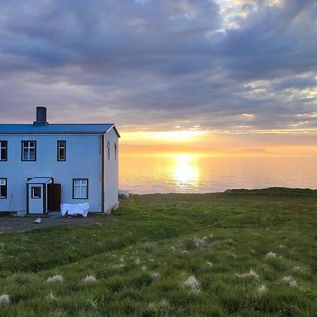 Happy-Cove Guesthouse - By The Sea Bakkafjorthur Esterno foto