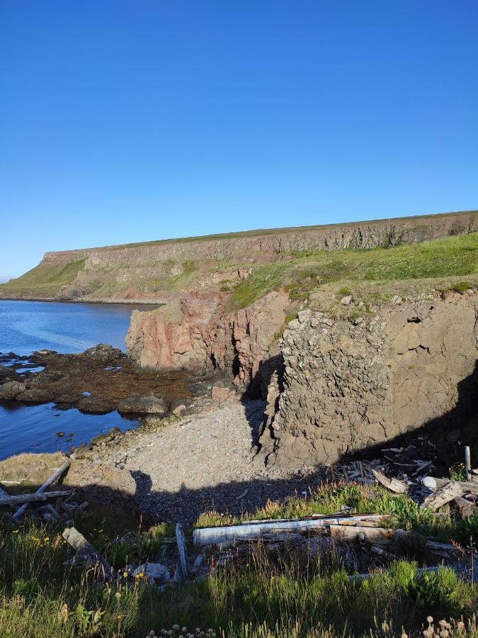 Happy-Cove Guesthouse - By The Sea Bakkafjorthur Esterno foto