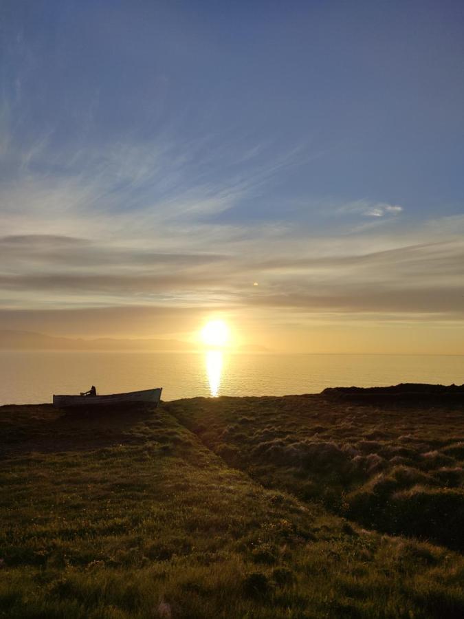 Happy-Cove Guesthouse - By The Sea Bakkafjorthur Esterno foto