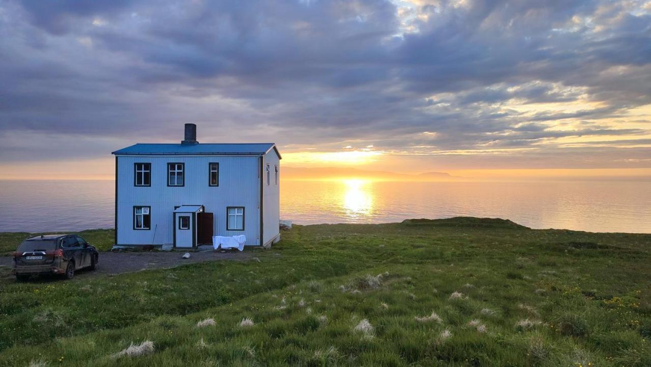 Happy-Cove Guesthouse - By The Sea Bakkafjorthur Esterno foto