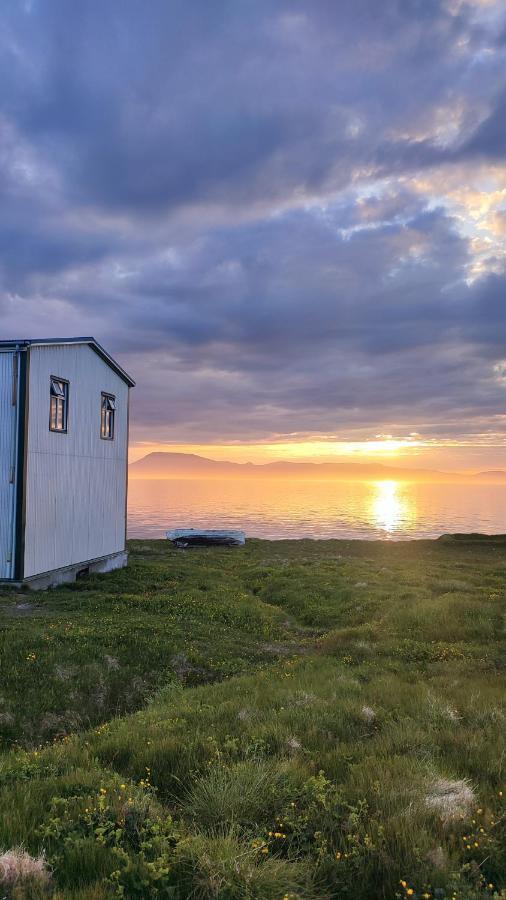 Happy-Cove Guesthouse - By The Sea Bakkafjorthur Esterno foto